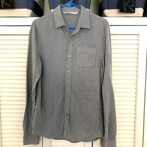 Travis Mathew long sleeve button down polo shirt; small